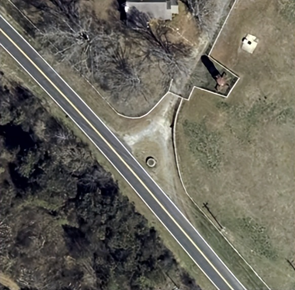 耶鲁华裔学生获赔3500万美元赔偿,华裔耶鲁高材生撞花坛