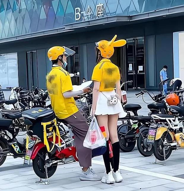 新型卖淫模式曝光∶“外卖媛”日入一万八