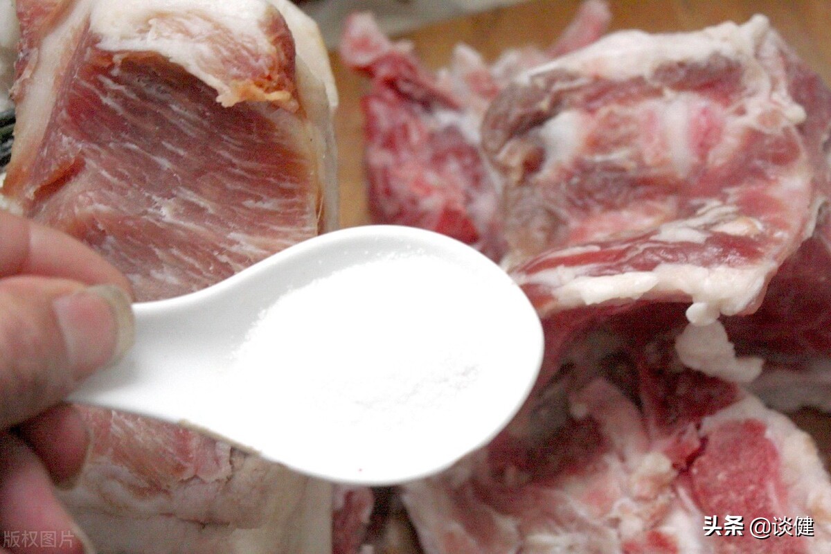 肉鸡含有激素是真的吗,肉鸡有激素吃对人体有伤害吗