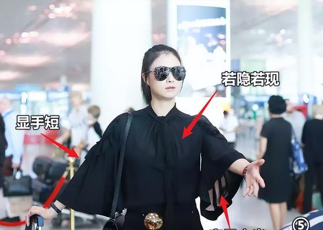 蒋欣穿搭法,蒋欣穿搭图片大全显瘦