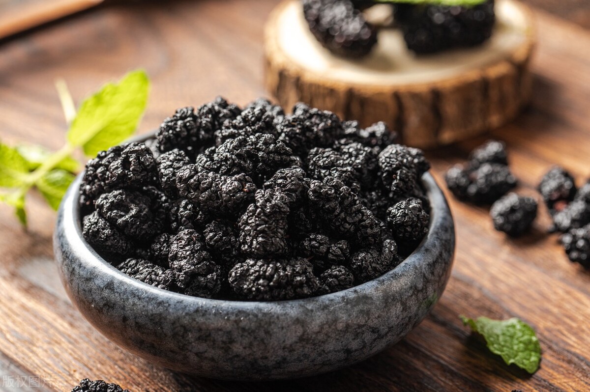 两味中药，补肝肾阴阳气血，提高免疫力，延年益寿