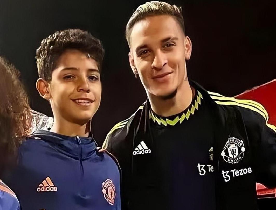 c罗有几个孩子继承了足球天赋,c罗儿子继承足球