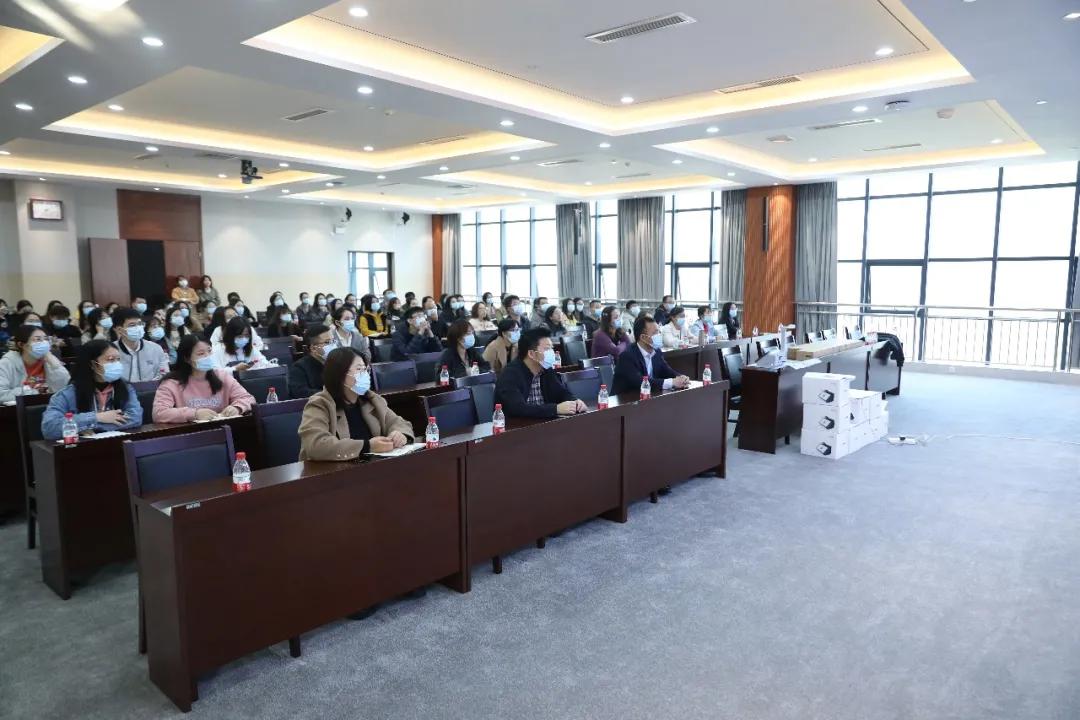 广西交科集团举行章管家培训会，加强分子公司印章管控