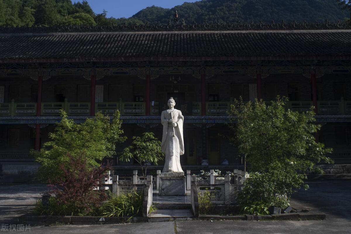 不黑不捧，项羽到底是一个怎样的人？性格如何性格影响事业成败