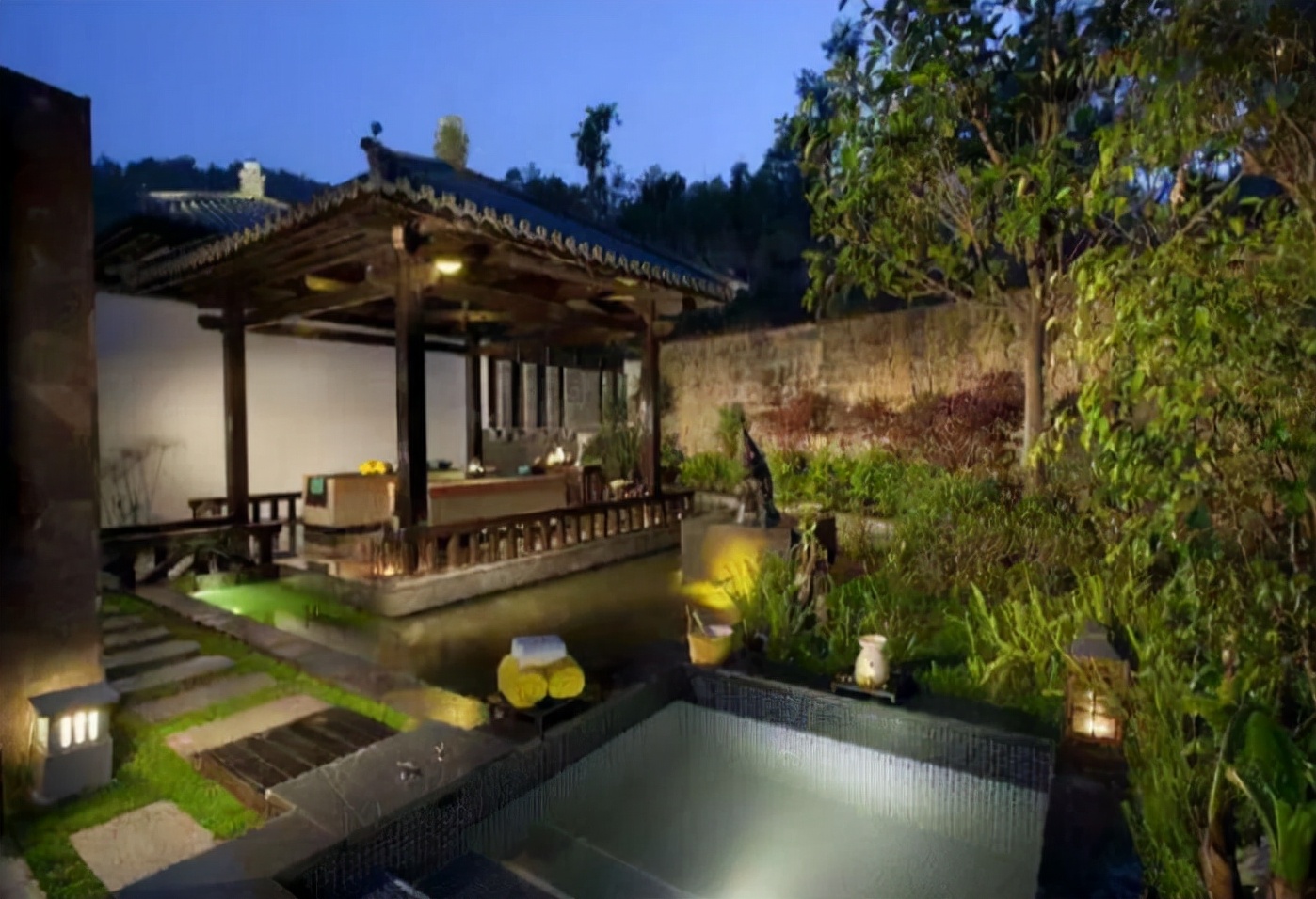 陕西温泉旅游景点推荐,陕西的华清池温泉度假村