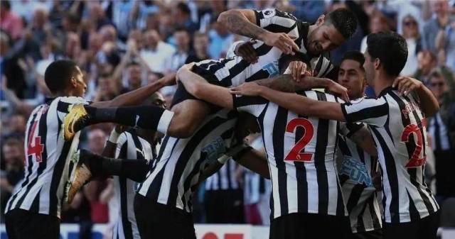 英超战报利物浦,英超提前夺冠后还继续打吗