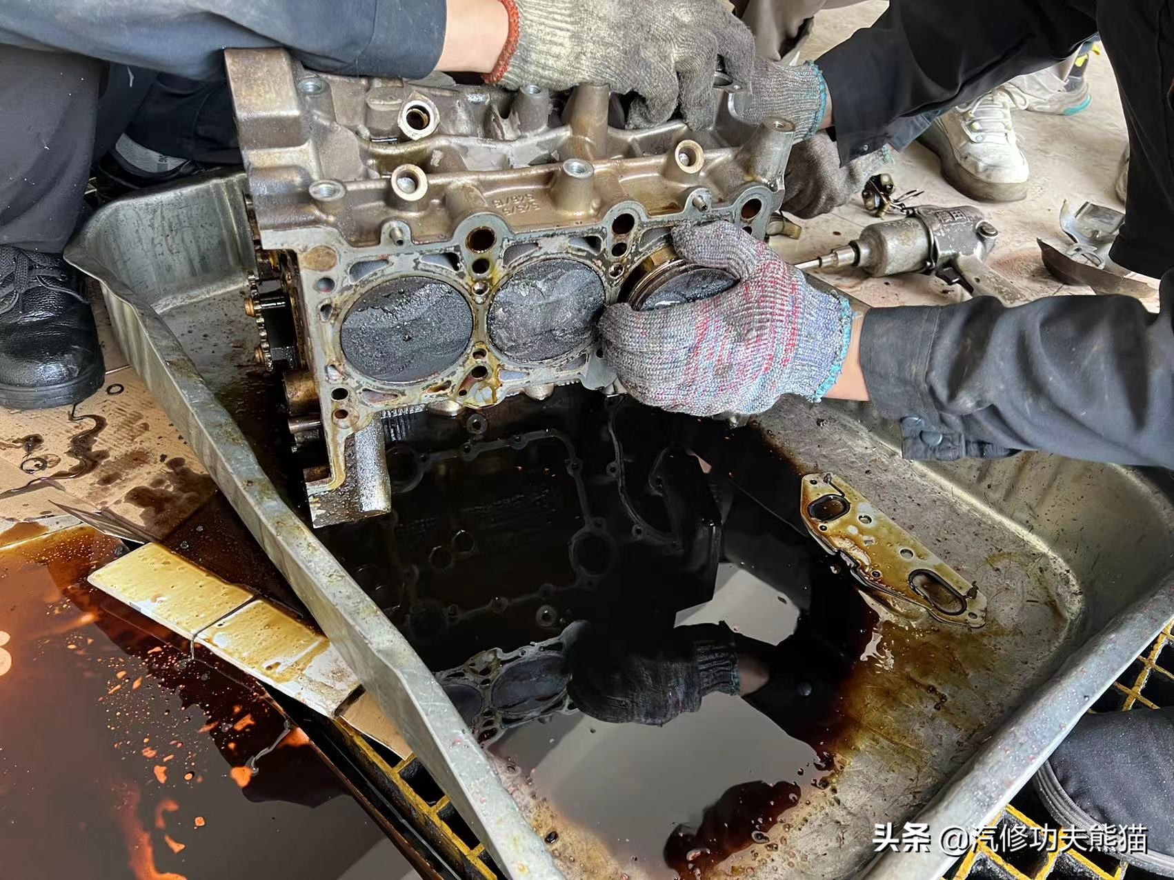 奥迪a6五百块钱,奥迪a65000公里烧一升机油维修