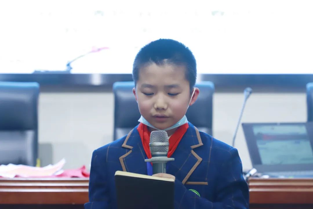 清明祭英烈警营朗诵,向英烈致敬清明诗歌朗诵小学生