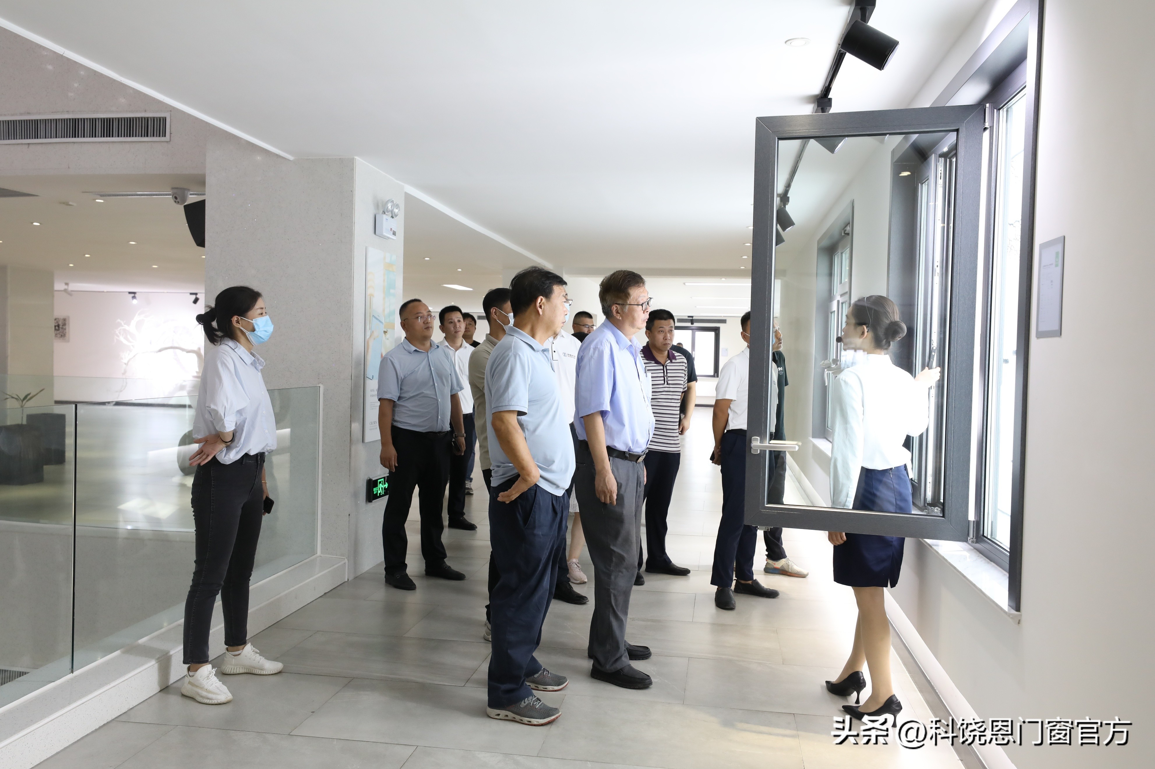 涓浗闂ㄧ獥骞曞琛屼笟鍗忎細,涓浗寤虹瓚闂ㄧ獥骞曞鍗忎細