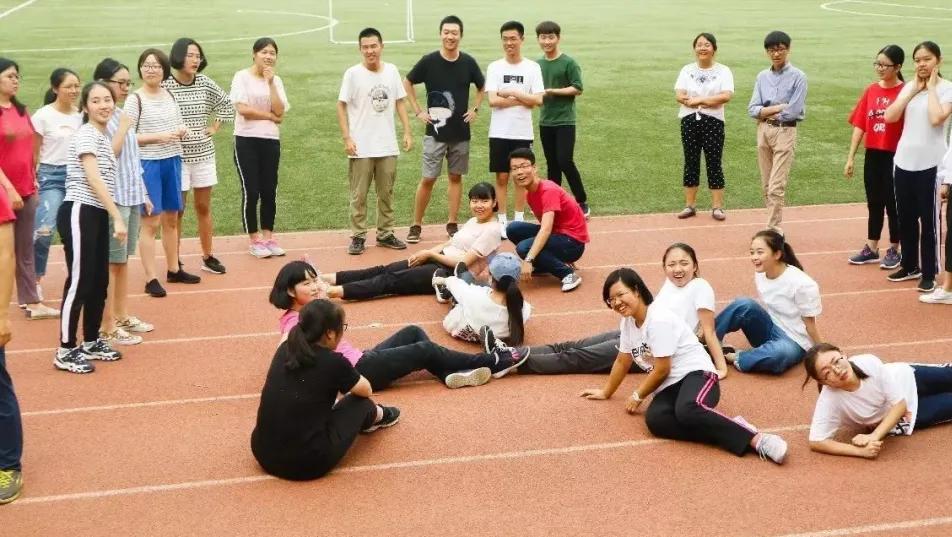 新颖团建拓展项目,趣味拓展精品团建必选地