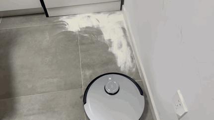 扫地机器人拖地震动和旋转哪种好,机器人旋转拖地和震动拖地