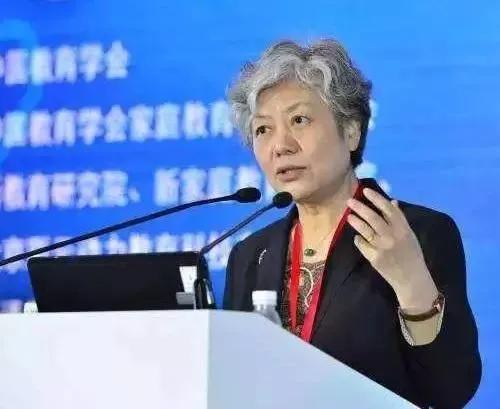 孩子发脾气怎么正确引导李玫瑾,孩子任性撒泼怎么处理