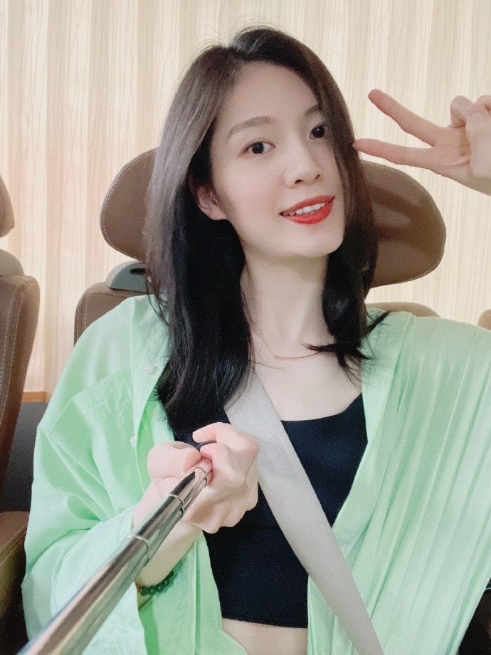 中国女篮王思雨照片好看一点的,徐杰和张茹王思雨身高啥关系