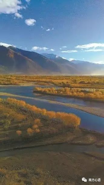 不忘初心方得始终愿岁月静好,念念不忘必有回响方得始终李叔同