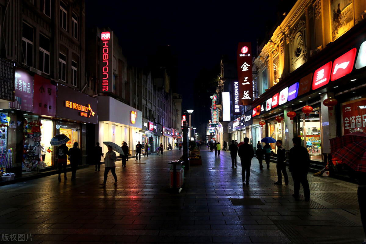 华人黑帮联手打败白人,华人黑帮对战意大利黑手党