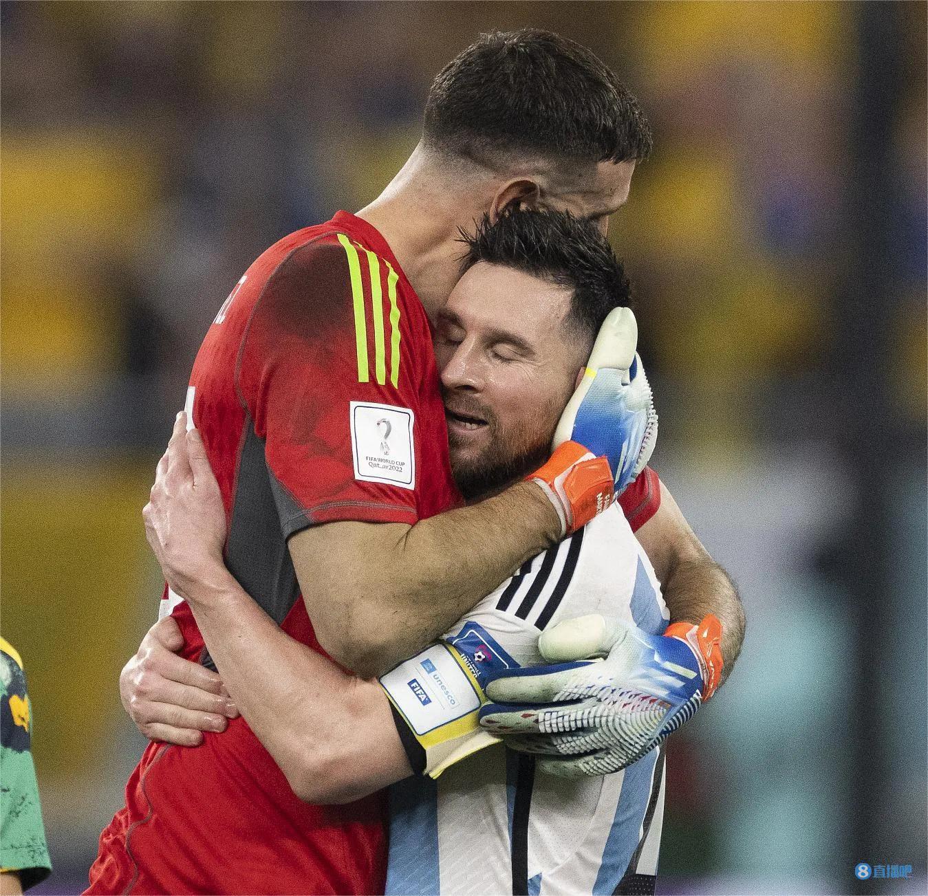 你劳塔罗不进球，和我卢卡库有什么关系？和我鲁尼又有什么关系？