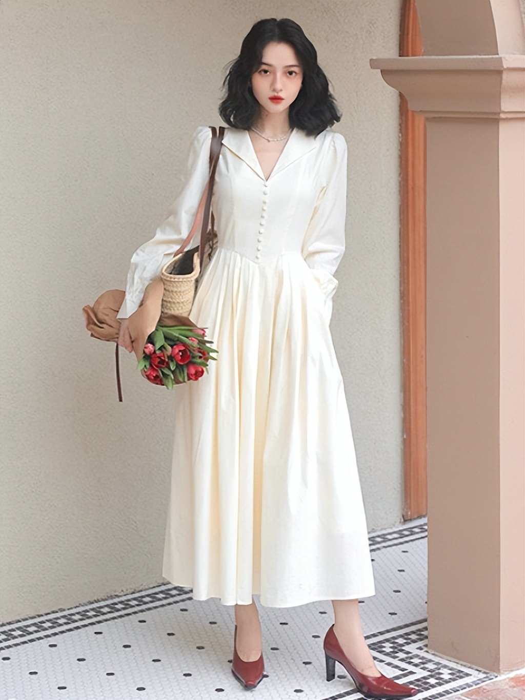 今年超流行的一款气质百搭直筒裙,直筒裙连衣裙气质高级感洋气