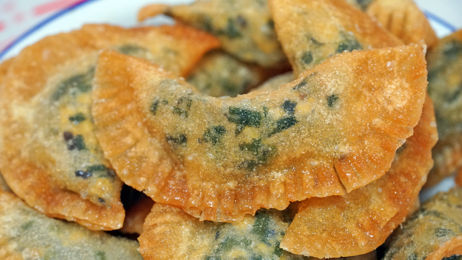 面粉这样做酸甜可口出锅瞬间抢光,面粉的独特做法每一口都酥掉渣