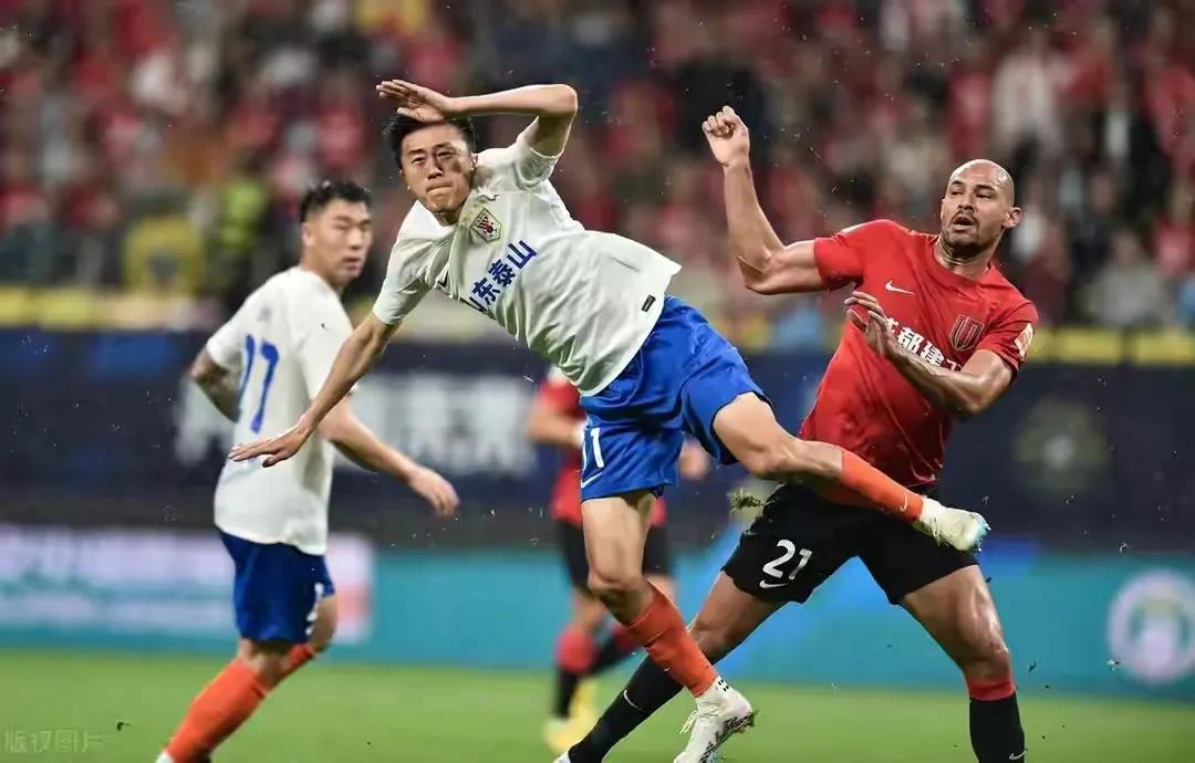 中超最新积分榜国安,中超海港2-1国安领跑积分榜