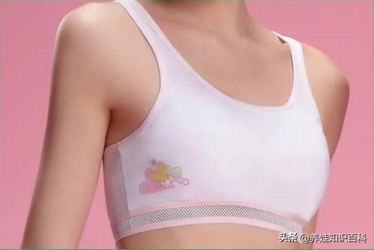 女孩13岁身高会猛长的征兆,女孩11岁以后不长个正常吗