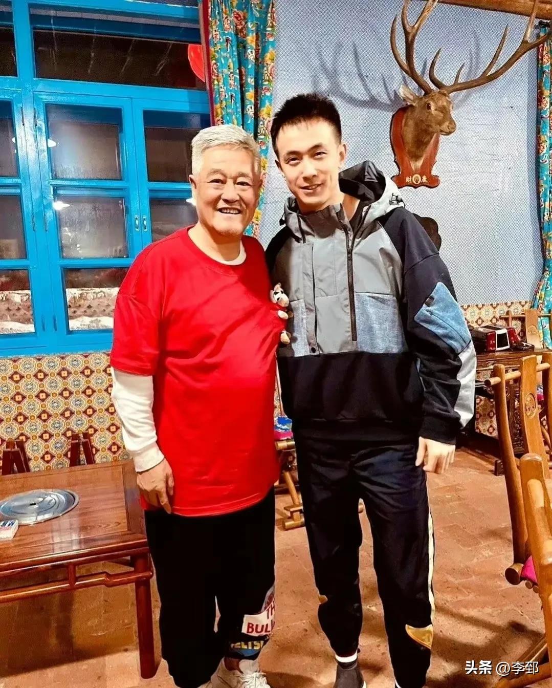 赵本山皮长山拍摄现场,cba总决赛赵本山