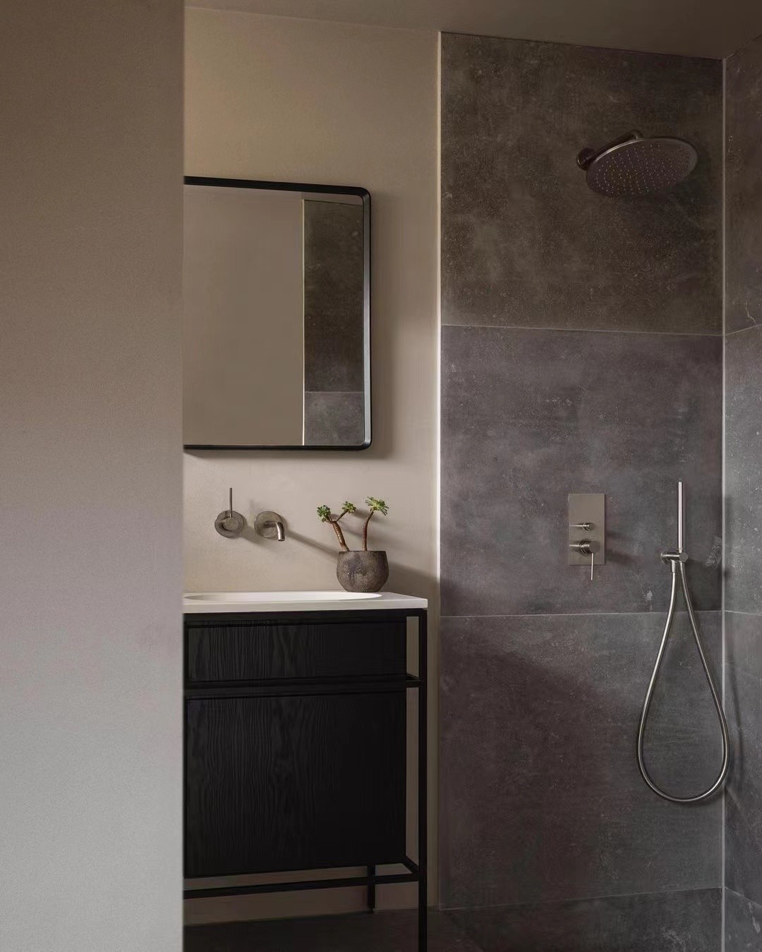 北欧白橡木家具风格,走进原木风的家