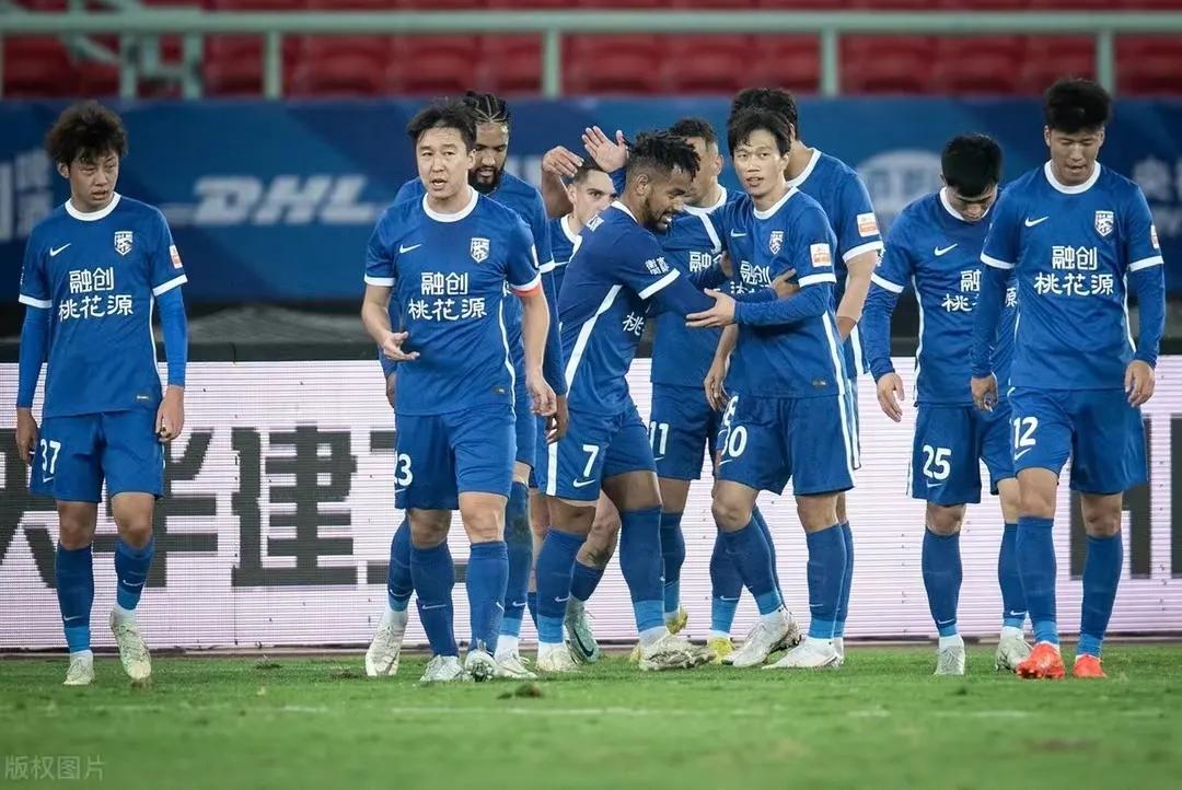 泰山队亚冠仍有逆转希望,泰山队卫冕