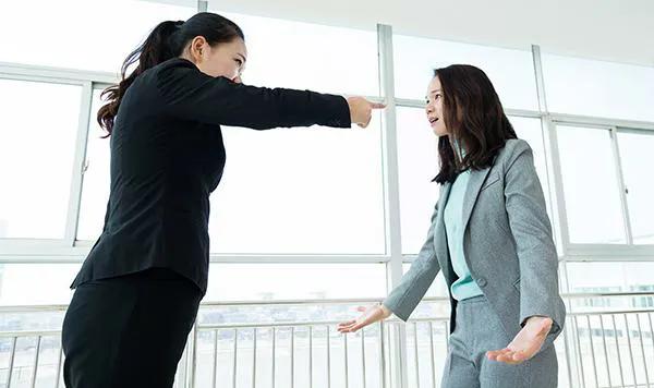 肝火旺引起的胃火口臭吃什么中药,肝火胃痛吃什么中药