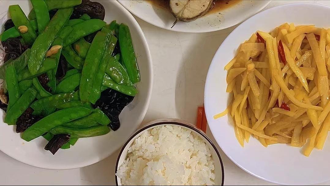 去除牙结石口臭小窍门,口臭小妙招去除牙结石