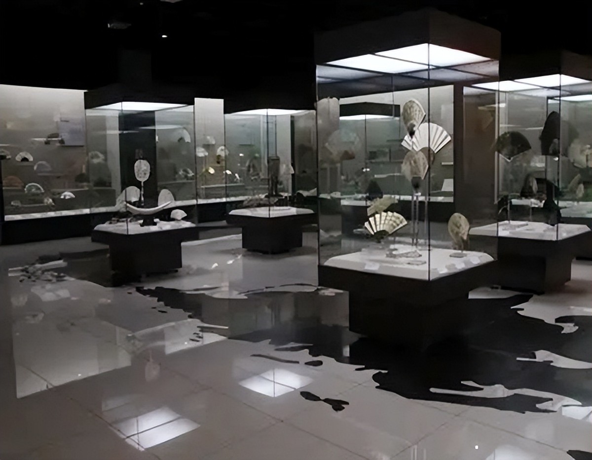 盗墓贼不识货丢掉双破鞋是真的吗,盗墓贼不识货丢掉双破鞋