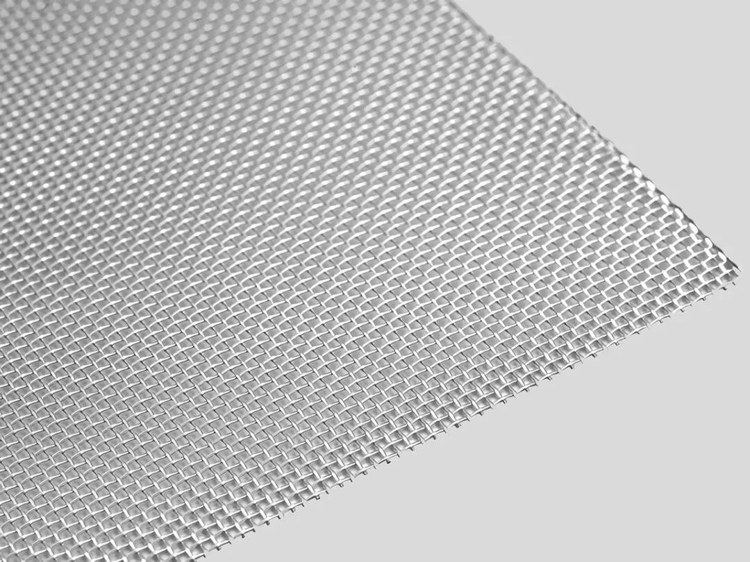 北玻玻璃映射一座古城的记忆