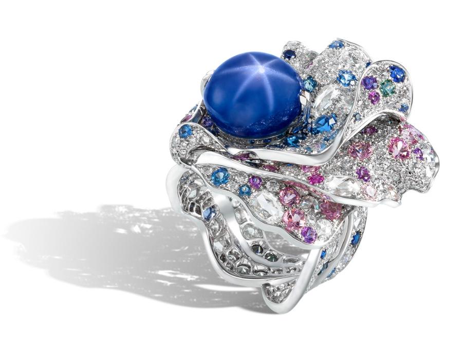 朋友圈被神舟回家刷屏？马上带你一起去看珠宝界的“星辰大海”