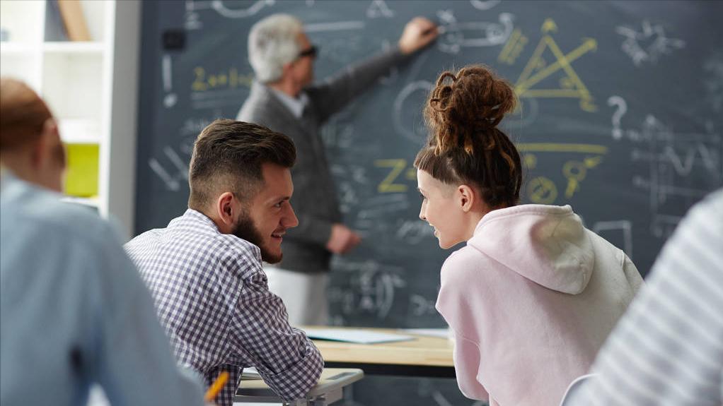 初中同学和高中同学,高中同学关系好还是初中同学好