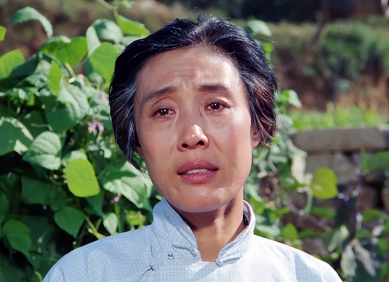 仅仅2天，娱圈的瓜就这么生猛？*税偷***税漏**、售假、入狱，应有尽有