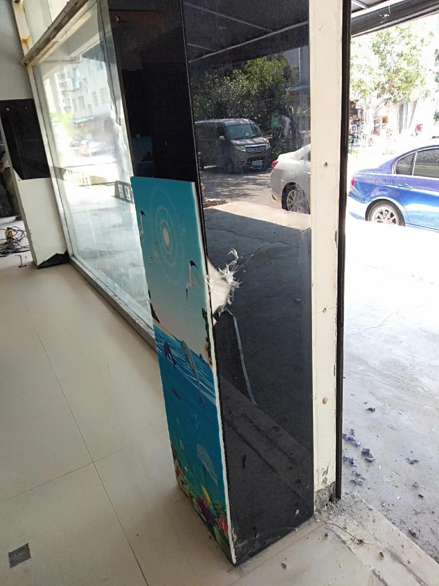 办理营业执照商铺租赁合同范本,大型超市内商铺招租合同