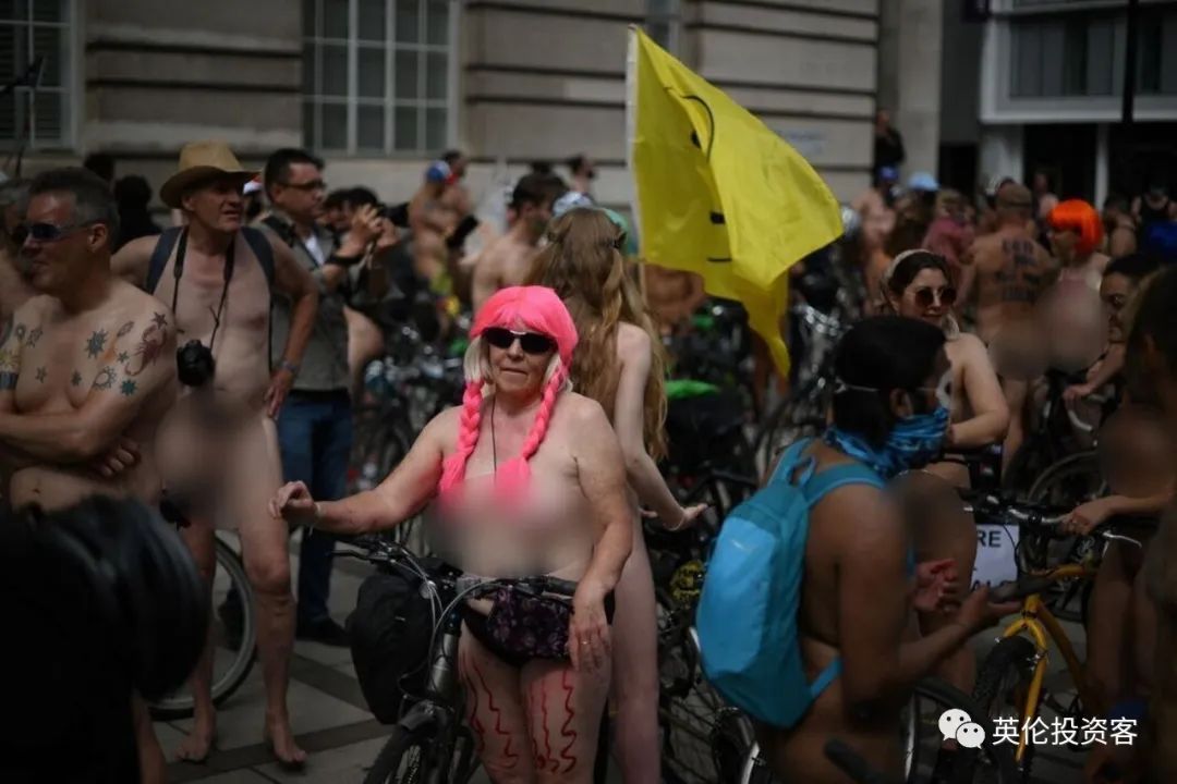 伦敦裸骑来了！查尔斯王储被警告不要干政！谷爱凌现身伦敦街头