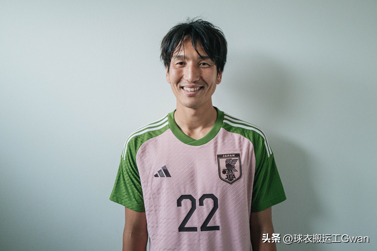 阿迪2024国家队球衣,阿迪达斯2022球衣