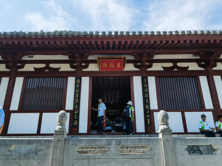 华清池温泉源头,天下第一泉华清池