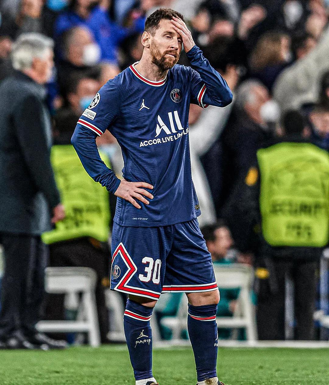 梅西夺第44个冠军,梅西首夺法甲冠军