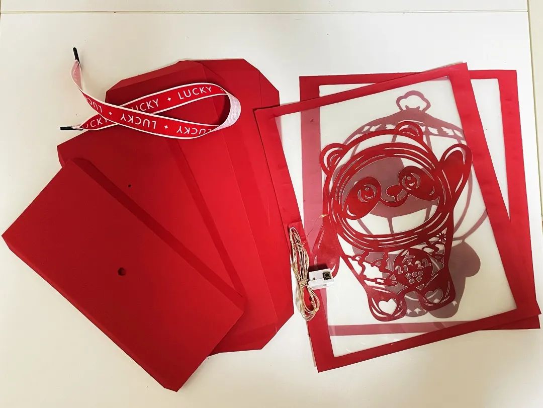 来吧~展示！谁能拒绝花灯版“冰墩墩”“雪容融”