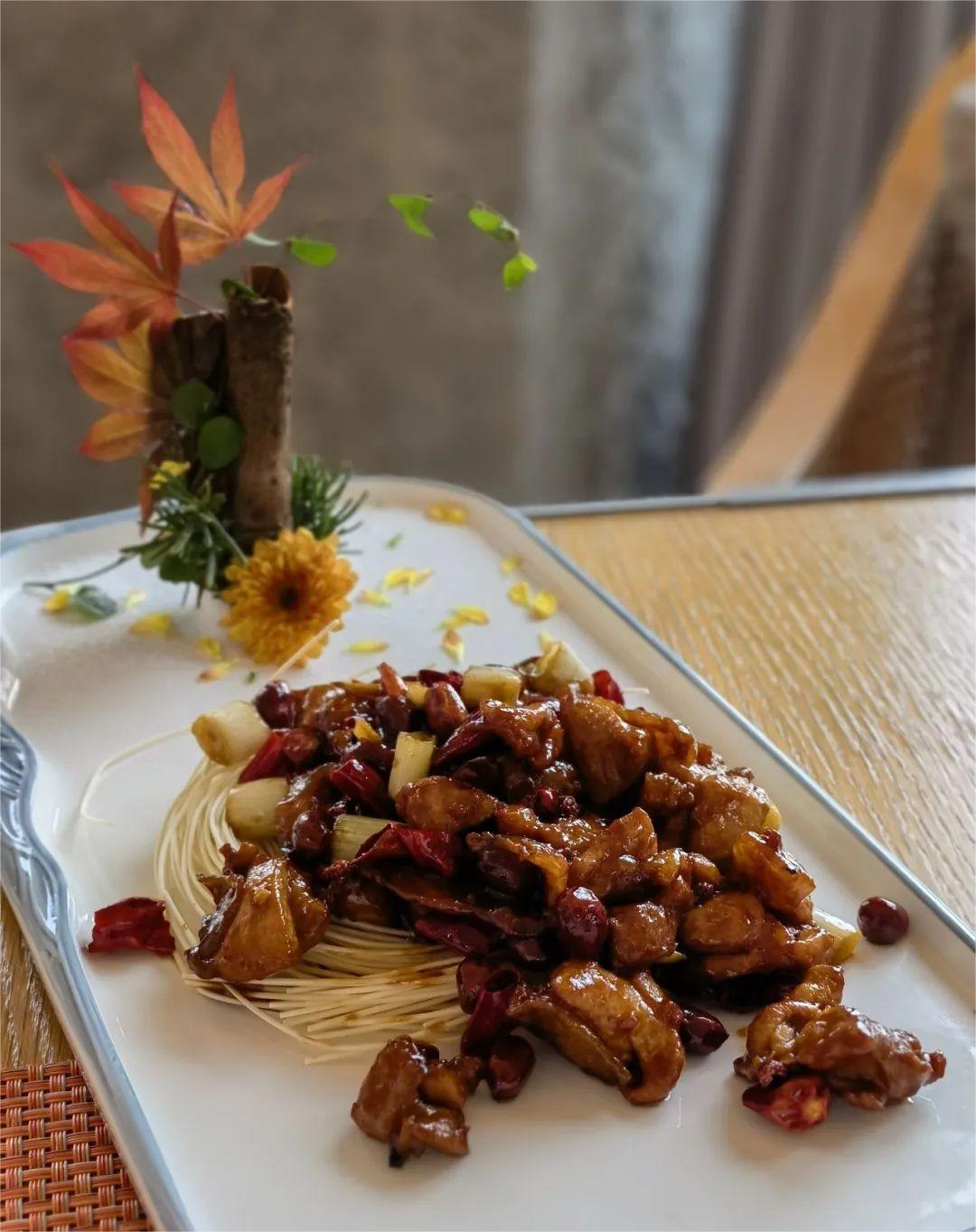 你们都说人多，我却找到一个人少又神仙的地方！