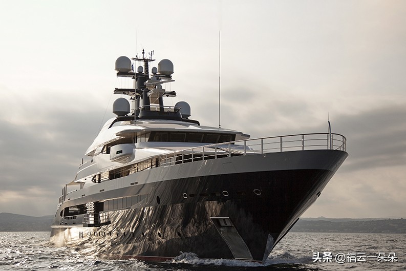 最贵豪华黄金游艇,世界上最火的金游艇