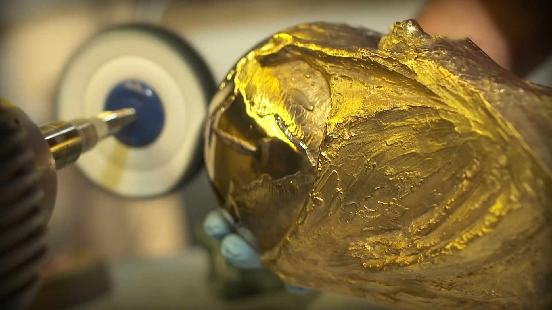 把世界杯卖了能赚多少钱,如果卖掉世界杯冠军能值多少钱