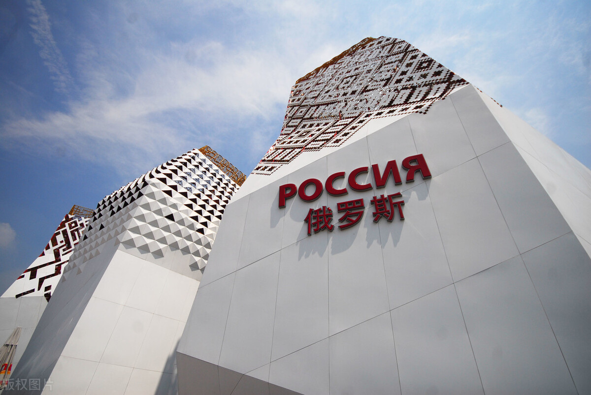 随着买家暂停，俄罗斯石油以创纪录的折扣出售