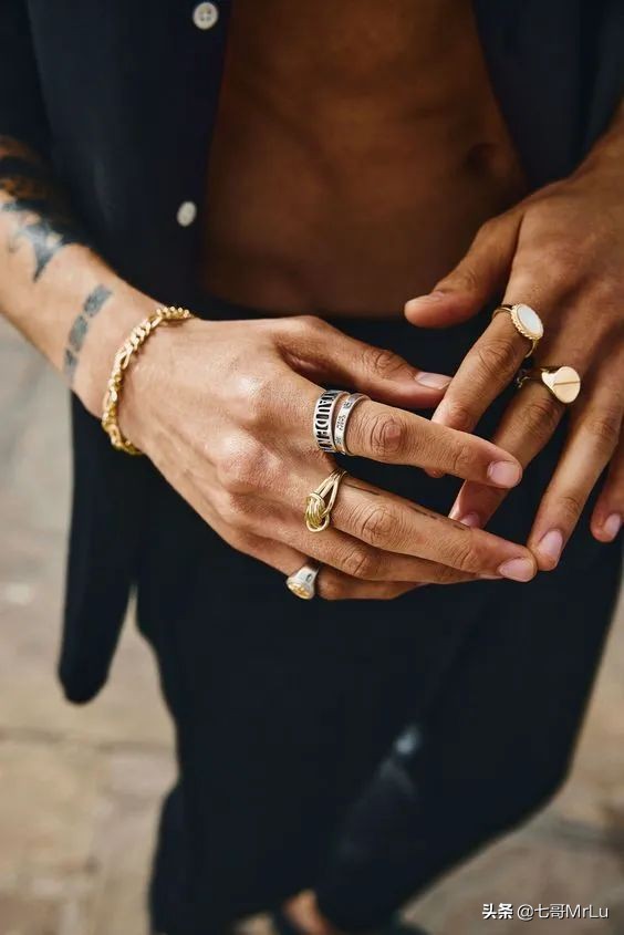 男人戒指：权力有多大，我就有多美