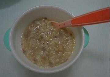 五个月宝宝的辅食应该吃什么,五个月的宝宝吃什么辅食好
