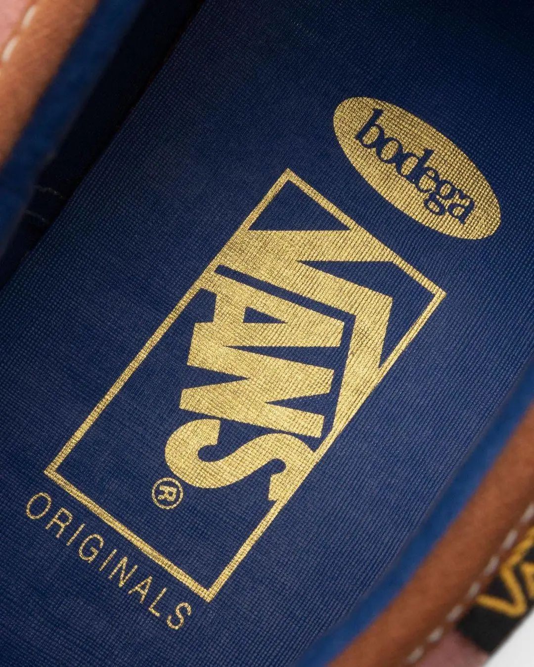 vansvault联名,大怪兽上脚的vansvault联名