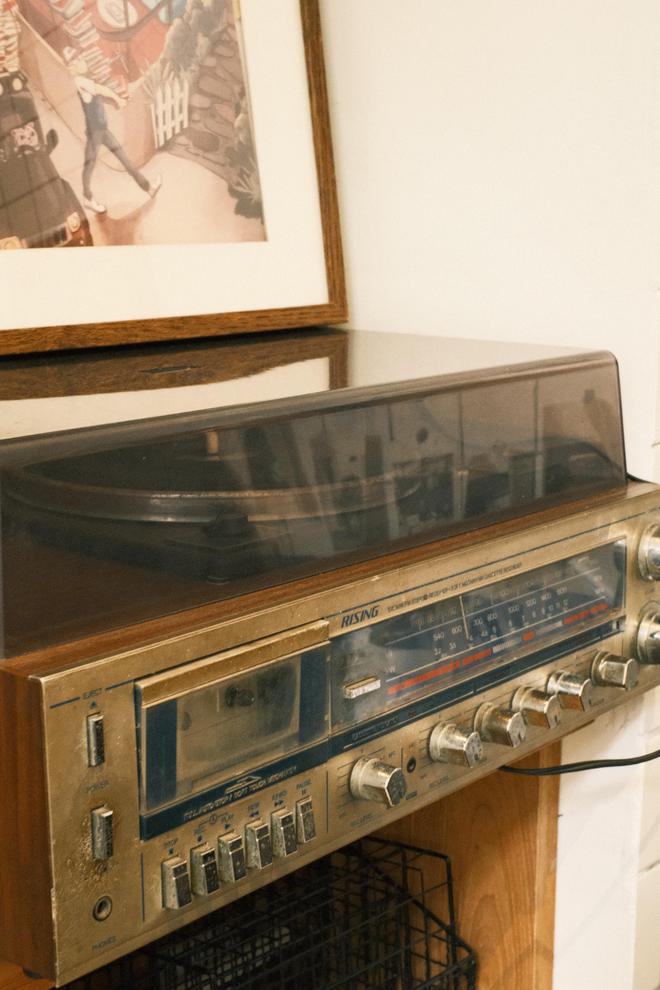 佛山70后老板打造300平书店弧形落地窗美翻了