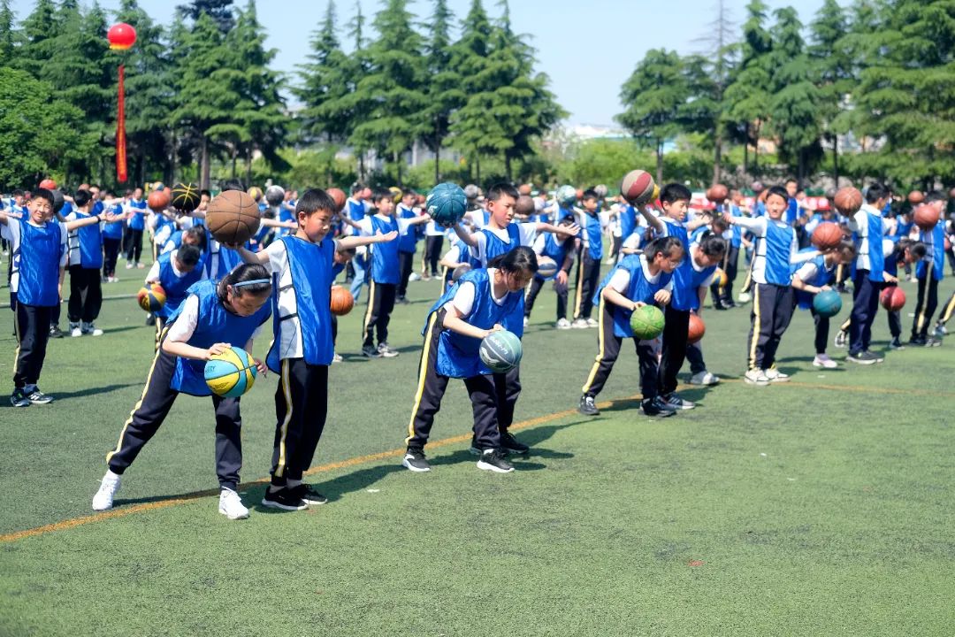 泰州中小学足球联赛,泰州智堡实验学校校运会接力赛