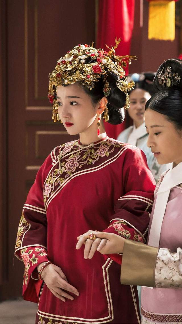 陈小纭整容前演过什么电视剧,演员陈小纭现状